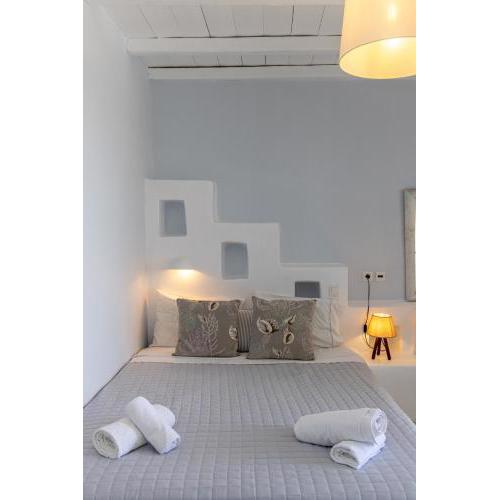 Soulmate's Suites No208