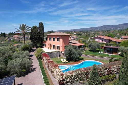 SPA Retreat Villa Close to Rome