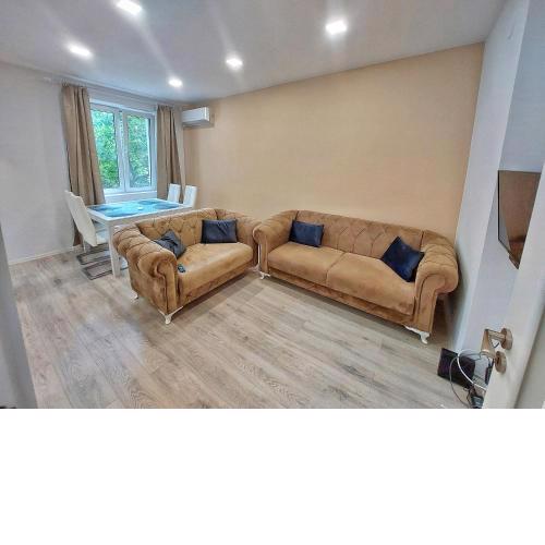 Spacious 2BD Apartment with a Nice Terrace
