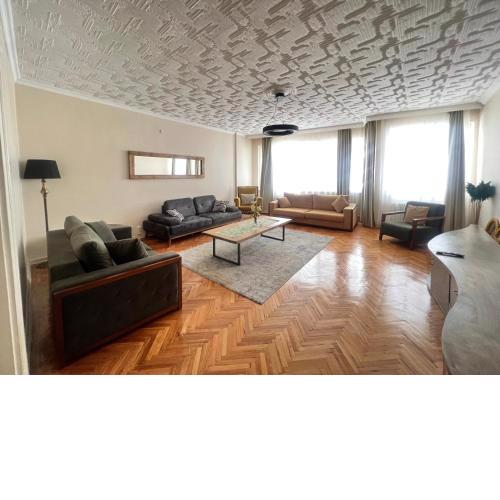 Spacious and New Family Apartment