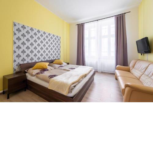 Spacious Apartment Děčín