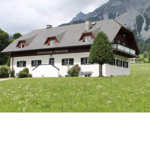Spacious Apartment in Ramsau am Dachstein with Swimming Pool