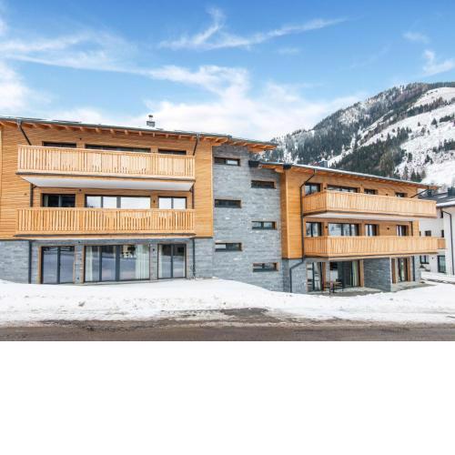 Spacious Apartment in Rauris with Shared Sauna