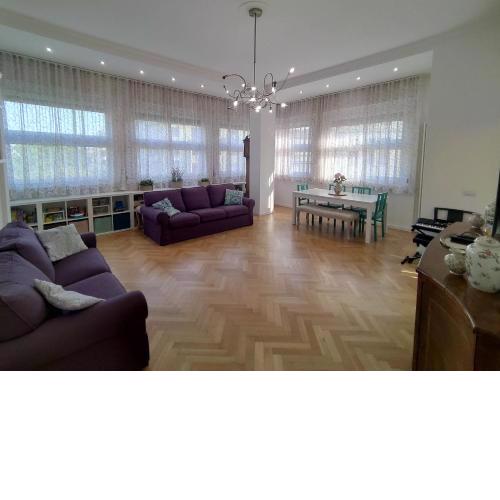 Spacious apartment in the heart of the city