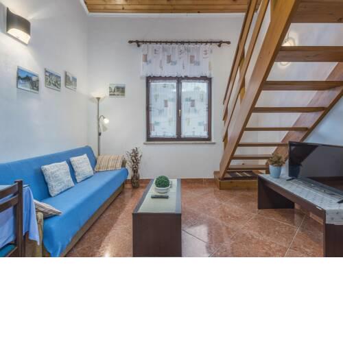 Spacious Apartment with Garden in Porec Croatia