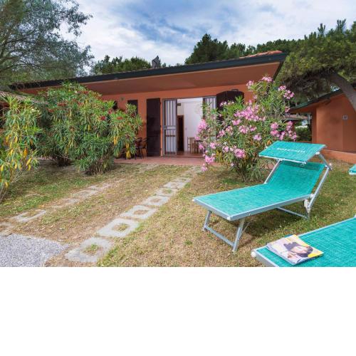 Spacious bungalow with two bathrooms on the Adriatic coast