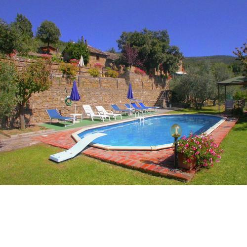 Spacious Cottage in Cortona with Swimming Pool