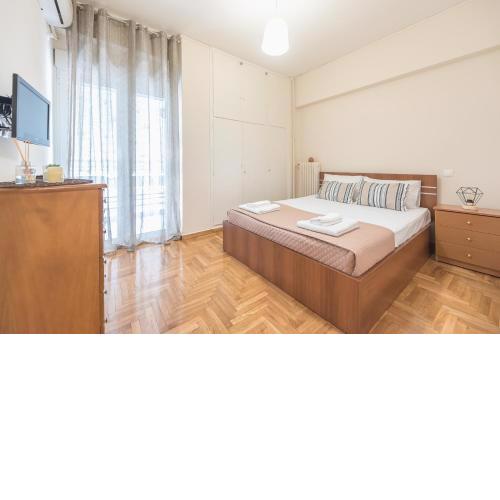 Spacious Cozy Apartment in Athens