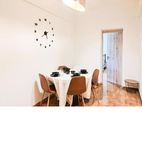 Spacious Family Apartment Anno Patisia 339
