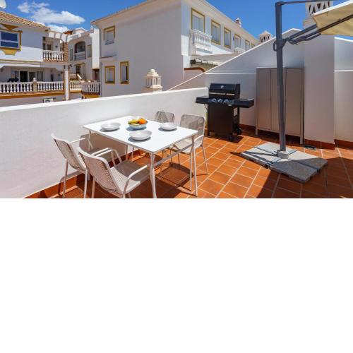 Spacious family apartment in Carvajal - Ref 210