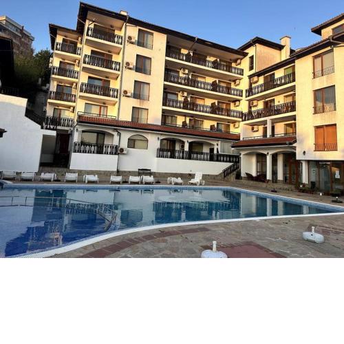 Spacious Fully Furnished Studio in Kavarna Apart Hotel