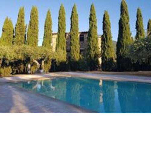 Spacious Holiday Home in Paizze with Private Pool