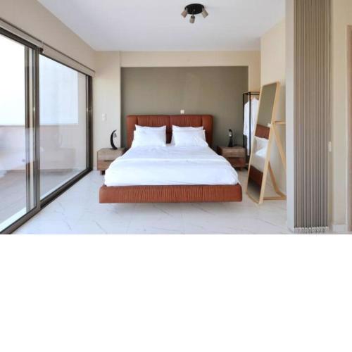 Spacious & Minimal Apartment Near Airport Paiania Coniann Filoxenia
