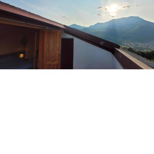 Spacious mountain view attic apartment