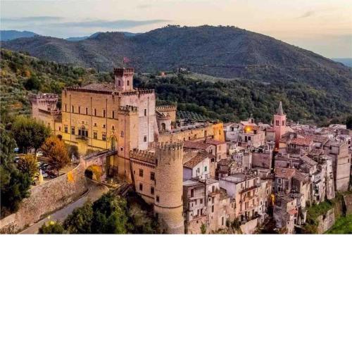 Spacious Rome Getaway - Rent Entire Flat in Castle