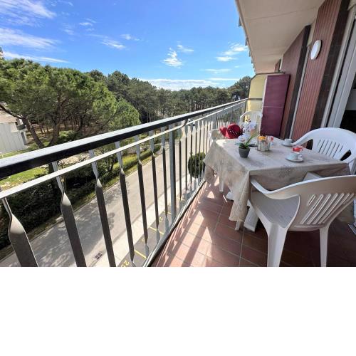 Spacious studio apartment close to the beach by Beahost Rentals