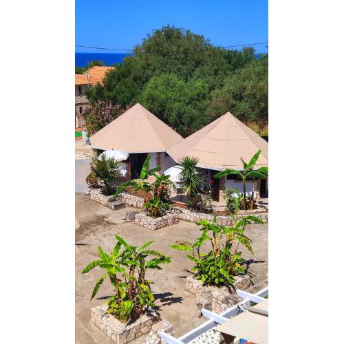 Spasmata Marios bungalows