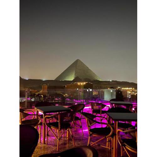 Sphinx and pyramids Inn