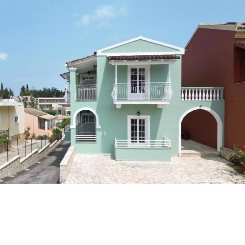 Spiros Athinaios Apartment's