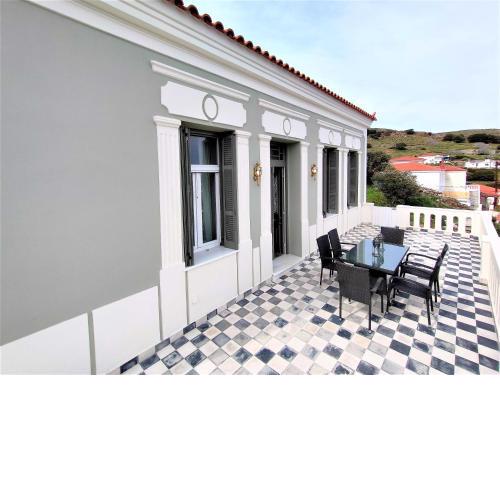 Spiti Sea View Neoclassical House in Stenies