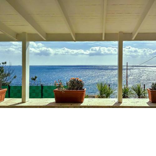 Splendida Villa con Discesa Privata al Mare