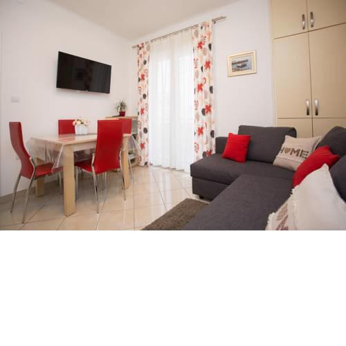 Split Center Beautiful Apartment