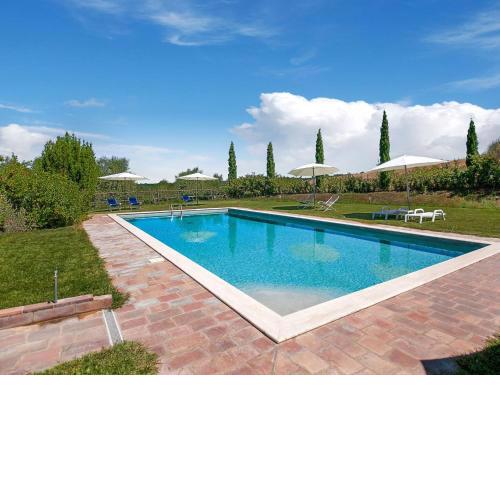 Sprawling Holiday Home in Sarteano with Swimming Pool