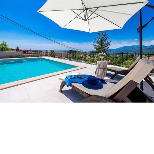 Srok Villa with private swimming pool
