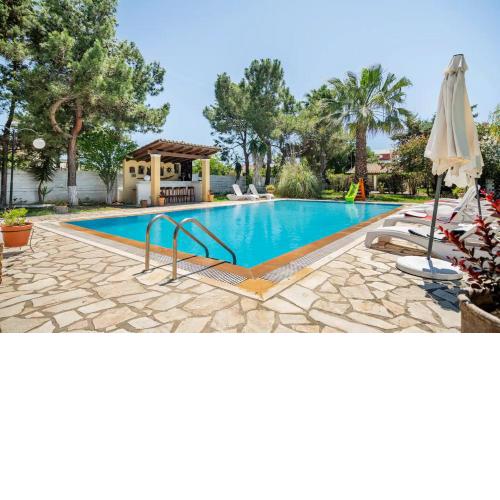 St. George Villa