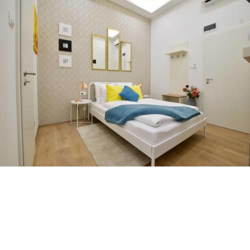 St King 11 by Hi5 Apartments