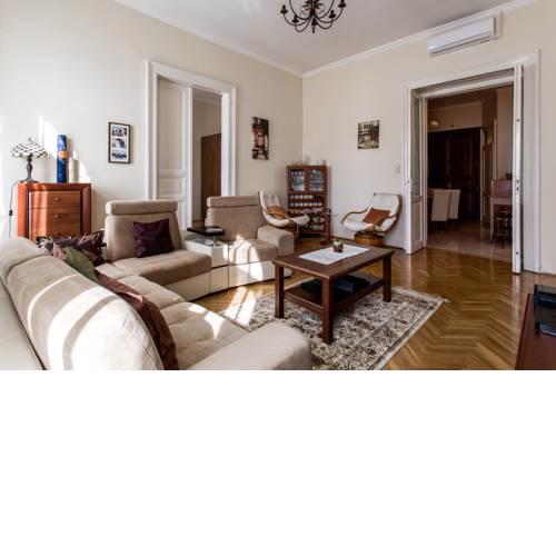 St. Stephen Boulevard Apartment
