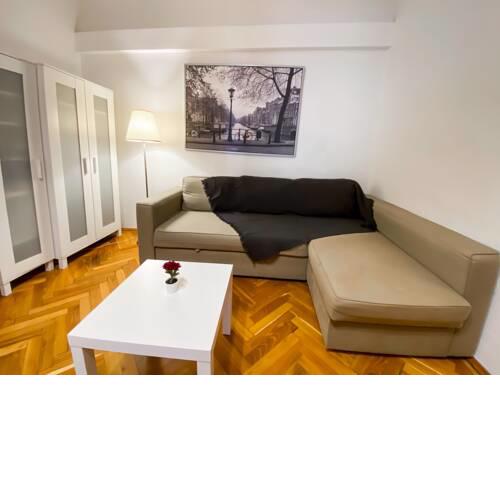 ST. STEPHEN'S BASILICA APARTMENT *****