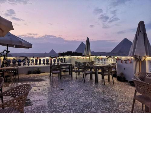 Star Of Giza Pyramids