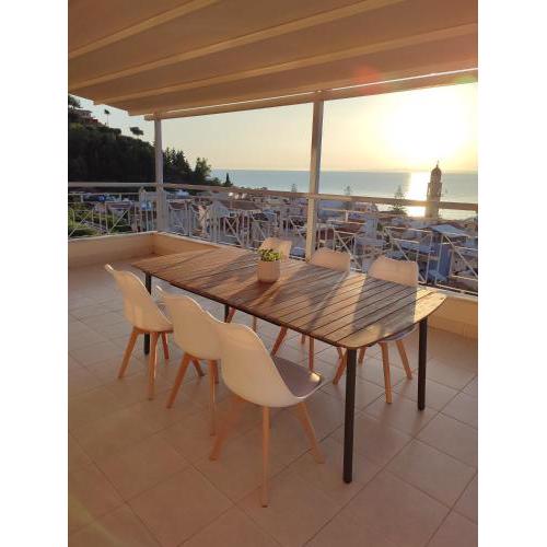 Stargaze Apartment with Sea View