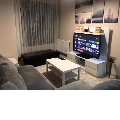 STARHOME/4