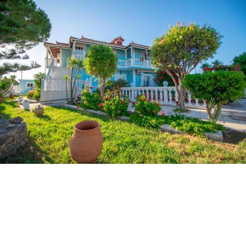 Stathis Beachfront Luxury Rooms