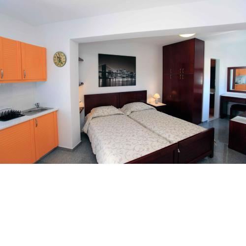 Stegadi Apartments Sikinos