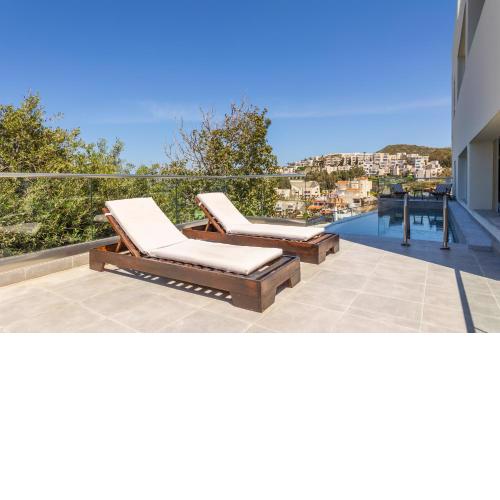 Stelianas House Ground Floor Apartment with Private Pool
