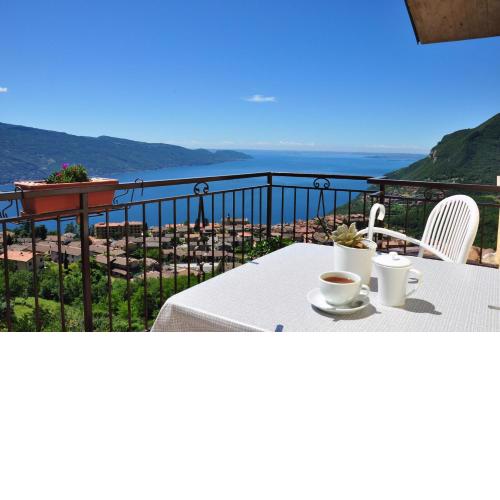 Stella del Garda 1 con balcone
