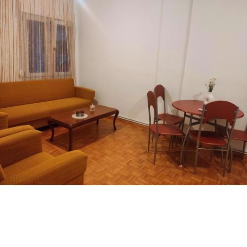 Stelmar apartment