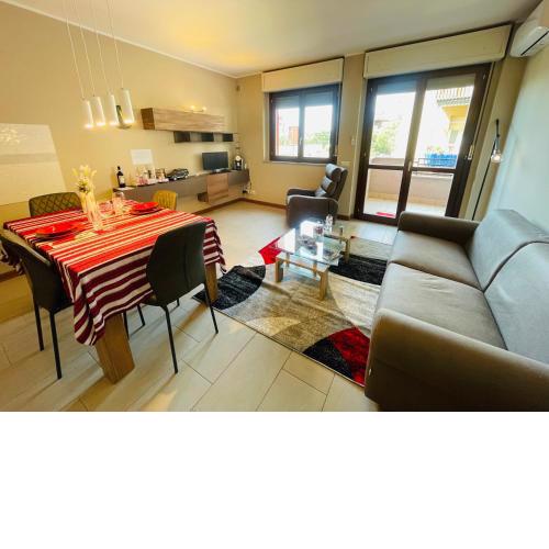 Stephane Residence 2