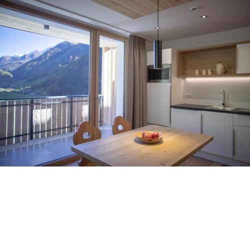 Stoana Apt 1-2