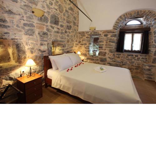 STOES Traditional Suites