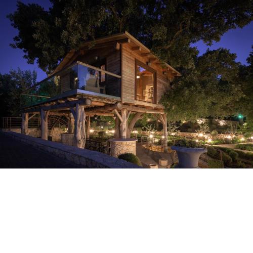 Stolidi Mou Treehouse
