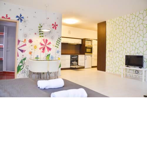 Strand apartman
