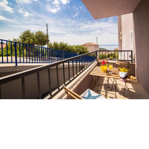 Studio Apartment Blue sun