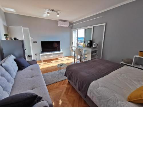 Studio Apartment Dolin Deluxe