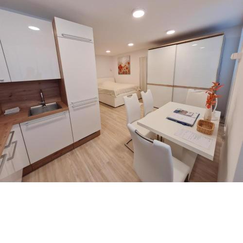 Studio Apartment Gea 2