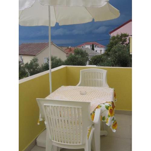 Studio Apartment in Novalja with Sea View, Balcony, Air Conditioning, Wi-Fi (3650-2)