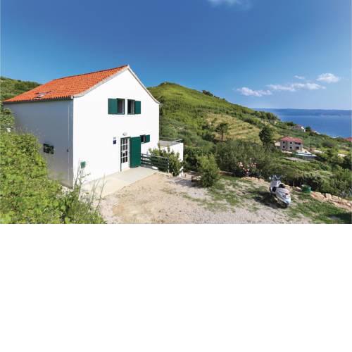 Studio Apartment in Podstrana